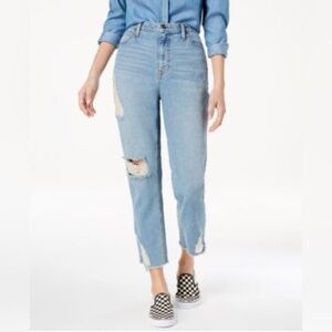 Black Daisy Juniors 100% Cotton Ripped Cropped Distressed Mom Jeans.     Size-7